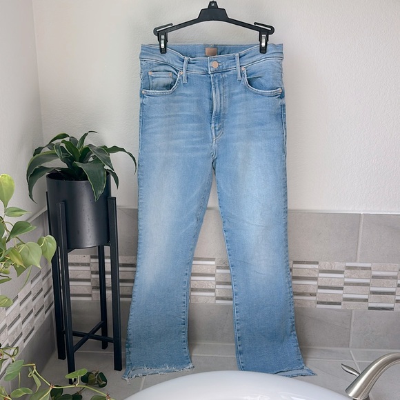 Mother Denim Insider Crop Step Fray - Picture 5 of 5